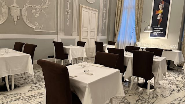 f4916940 c318 4645 8208 6e46088c921b