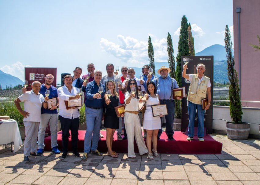 csm helmuth koecher con i the winehunter scouts 28f1f87077