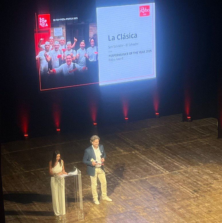 performance of the year &ndash; robo award&rdquo; a la clásica (san salvador)