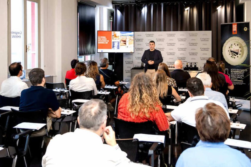 185d7fe8 eab1 4016 ced7 92dbcede35c8