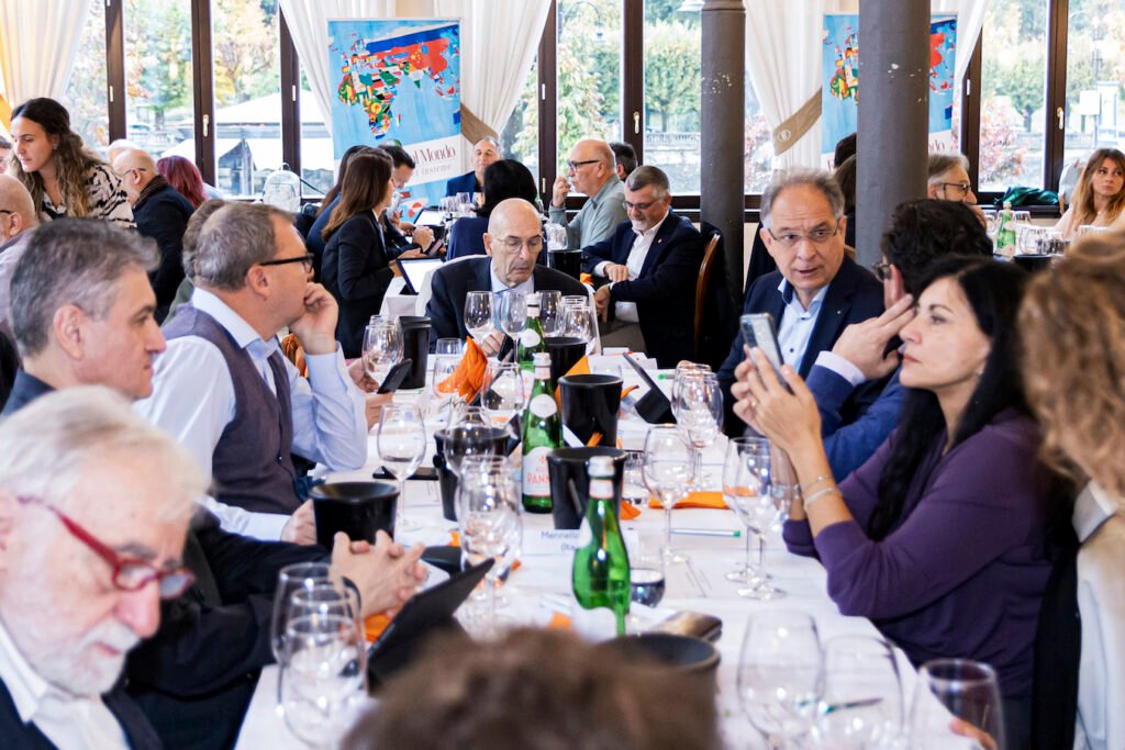 «EMOZIONI DAL MONDO MERLOT E CABERNET INSIEME» 3405dae7 ac7c 95ce c30e 72db173e531d