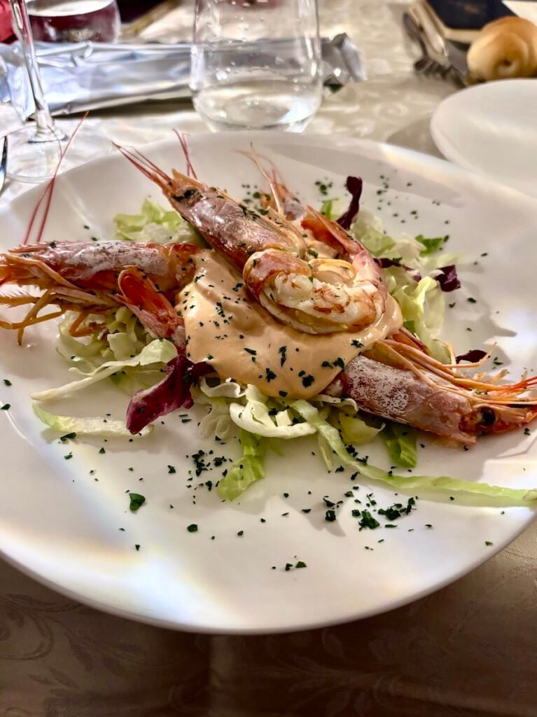 Le Tavole del Mangiarbene: Ristorante La Botte di Genova cocktail di gamberi