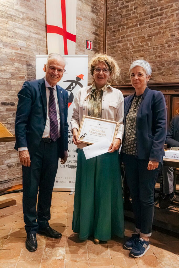 CONCORSO LETTERARIO “BERE IL TERRITORIO” melania mazzucco