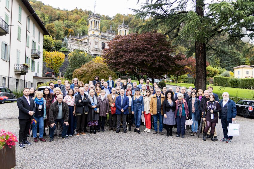 e376e189 aad4 9f28 6696 a7d5e796f387