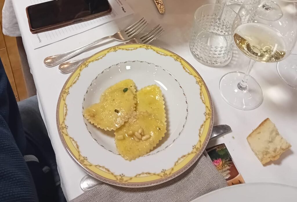 photo 2025 11 20 22 22 35