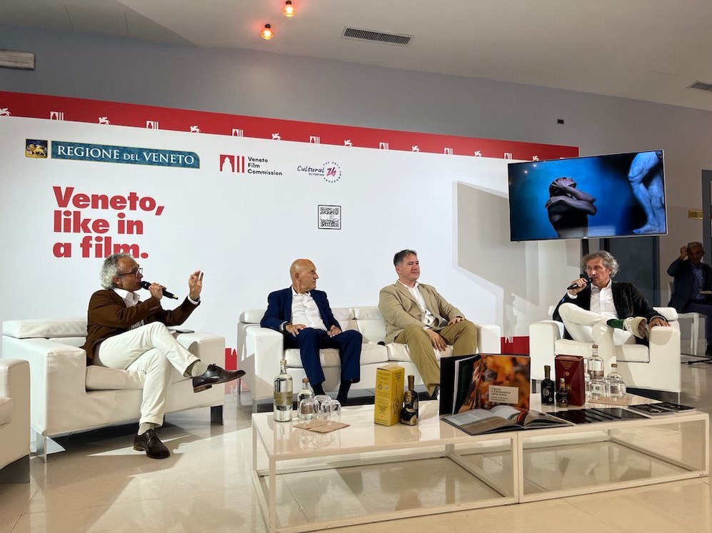 06c60459 9579 db40 ff8b eb2c91e07c58