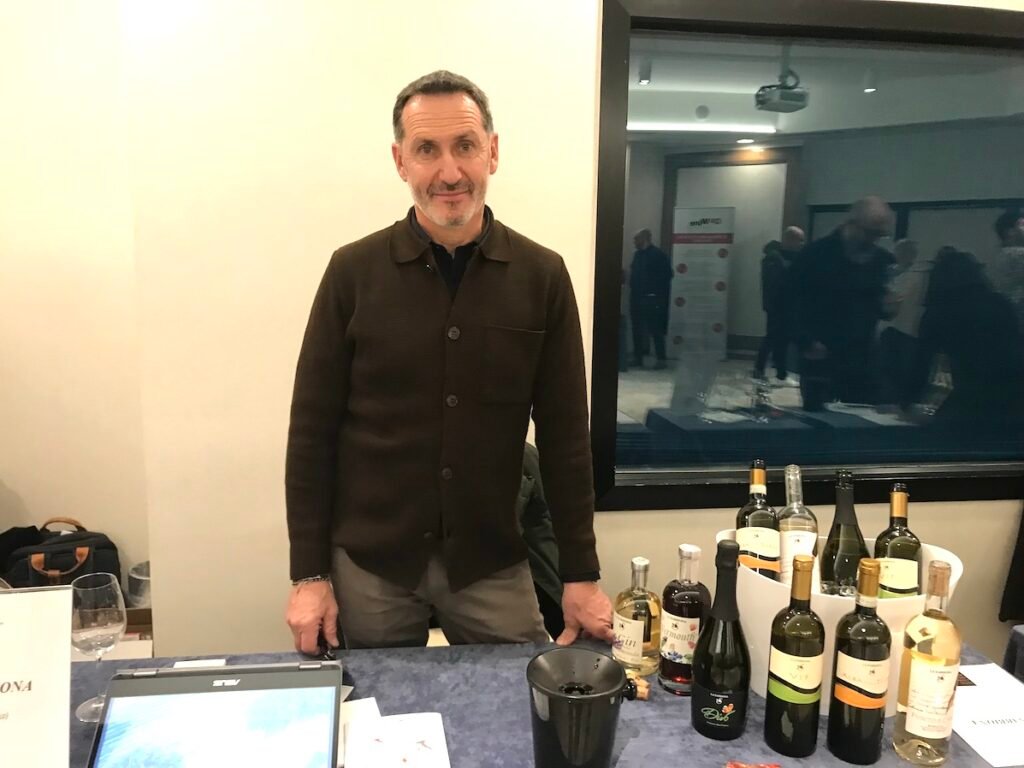 TUTTI I COLORI DEL BIANCO 2026 img 7748 copia