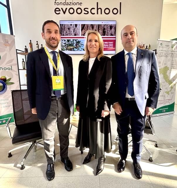 bbdc2835 78c7 4e2a 906e fb8bb6bc1bd6