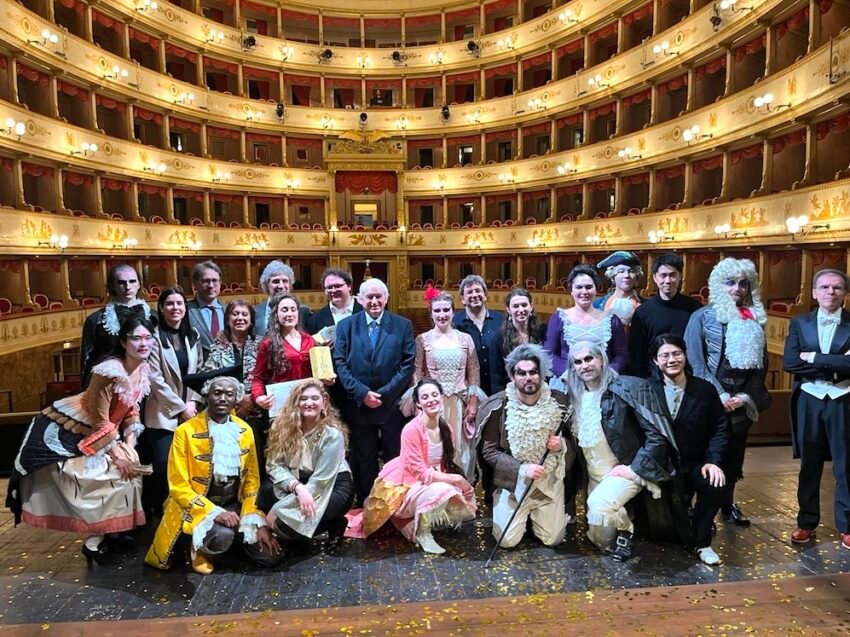 ec0f2172 ae48 19b8 cbfe 4e1140df7e01